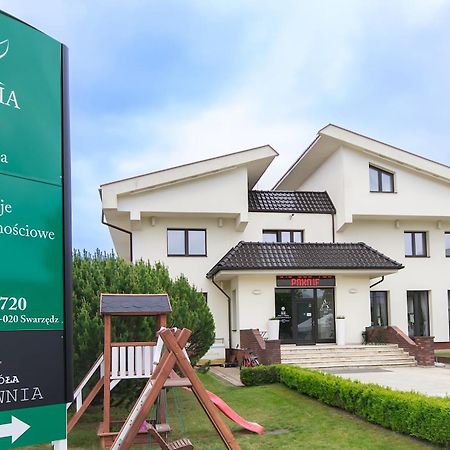 Astoria Bed & Breakfast Сважендз Екстериор снимка