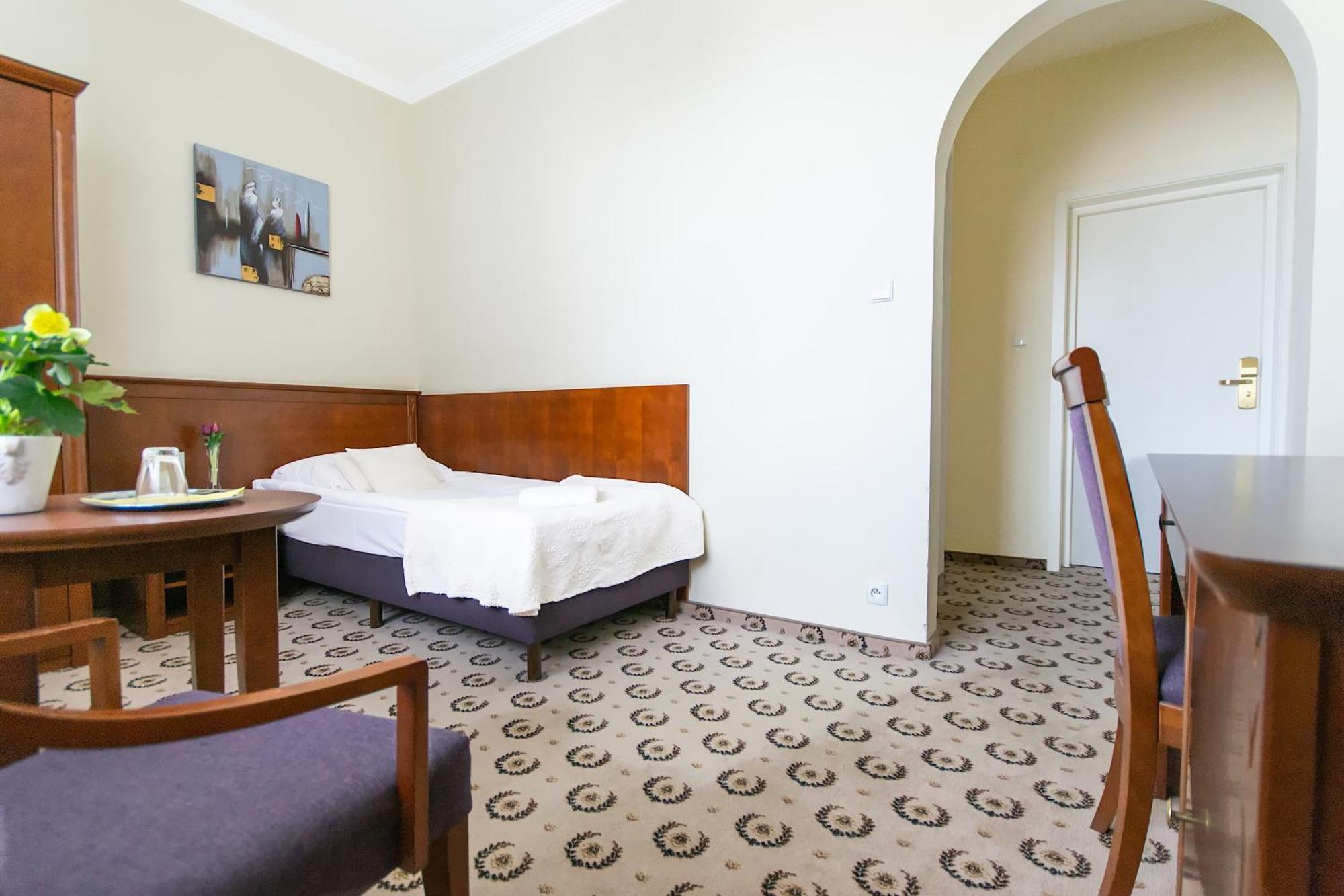 Astoria Bed & Breakfast Сважендз Екстериор снимка