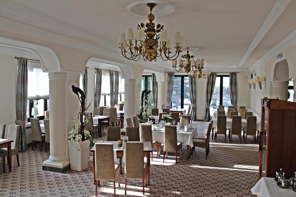 Astoria Bed & Breakfast Сважендз Екстериор снимка
