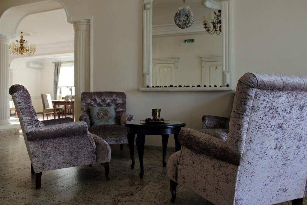 Astoria Bed & Breakfast Сважендз Екстериор снимка